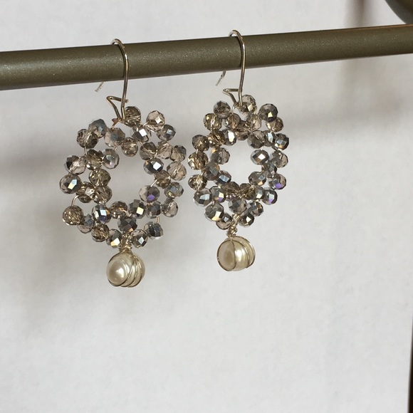 Crystal & Pearl Wreath Earrings - Picture 3 of 4